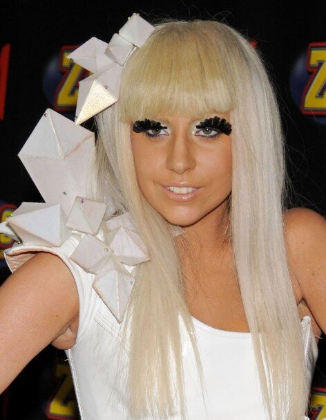 lady gaga teeth in 2008