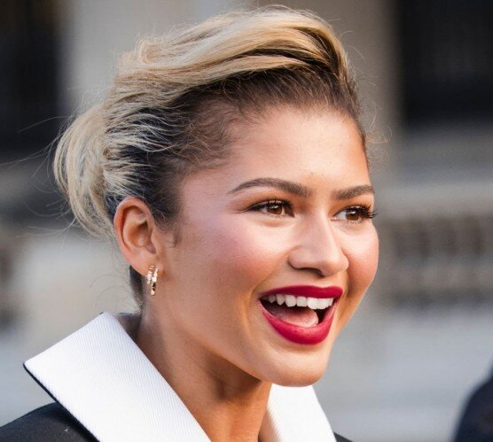 zendaya teeth in 2025