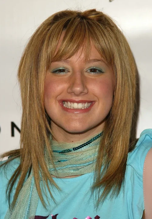 ashley tisdale teeth in 2004