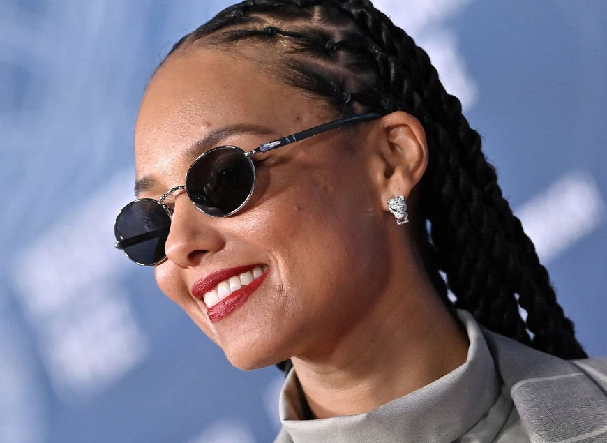 alicia keys teeth in 2025