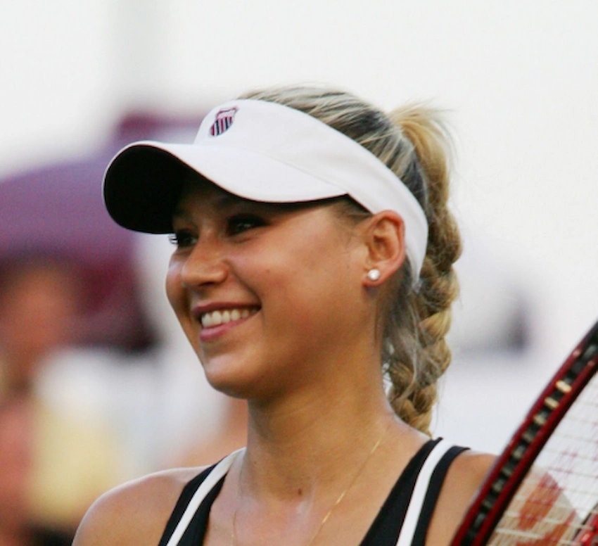 anna kournikova teeth 2015