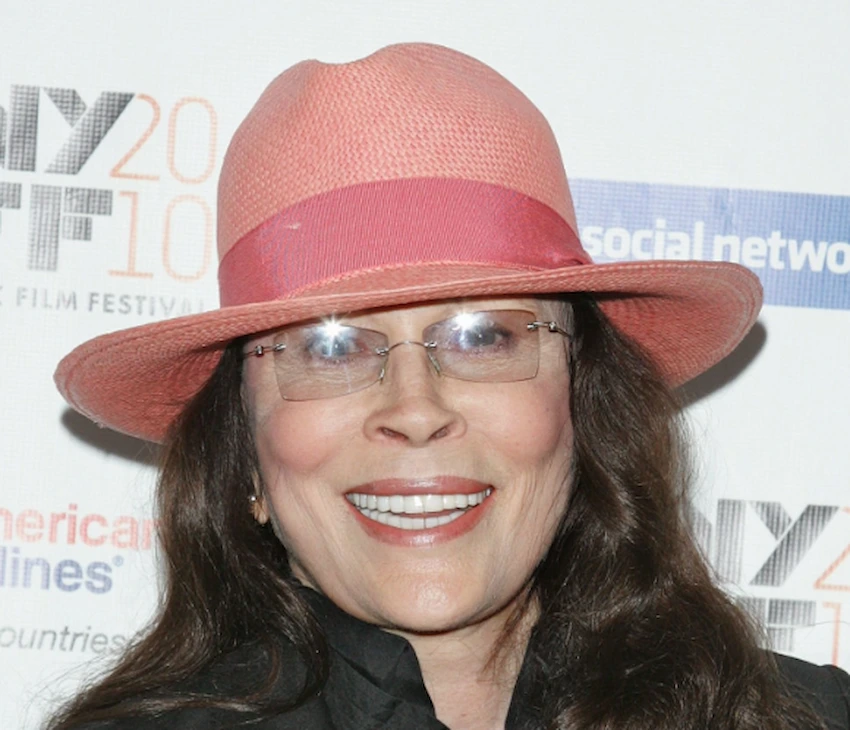 faye dunaway teeth 2010