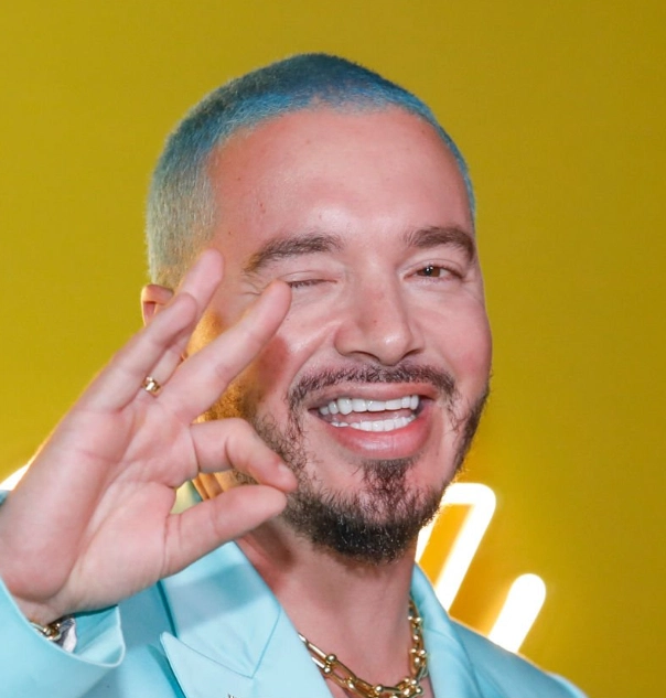 j balvin dişleri 2022