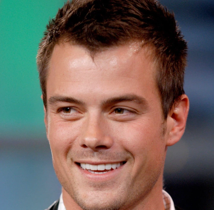 josh duhamel teeth in 2005