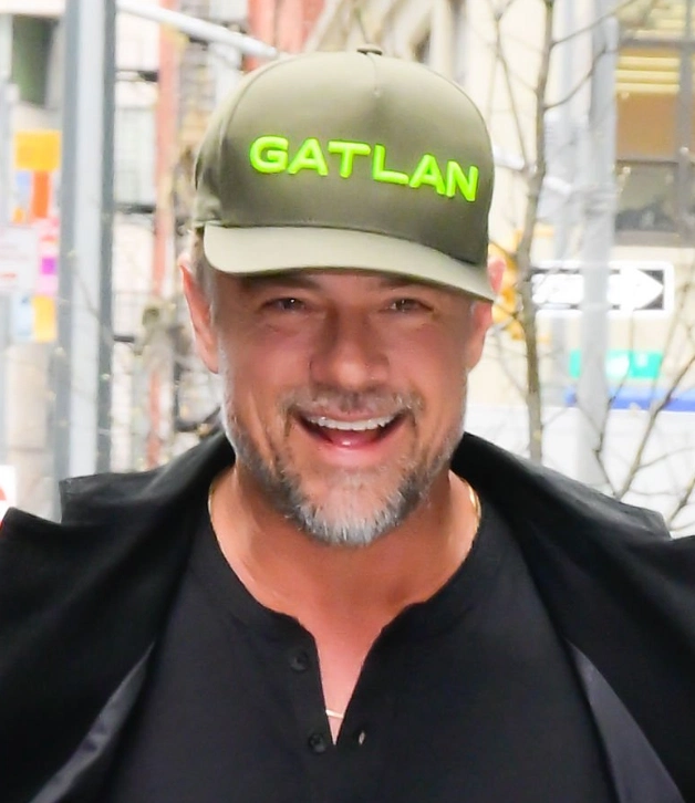josh duhamel teeth in 2025