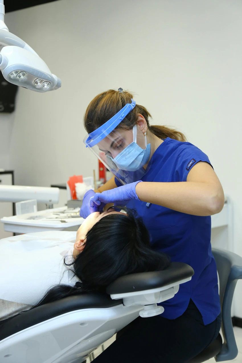inward teeth