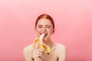 can i eat a banana after dental implant surgery