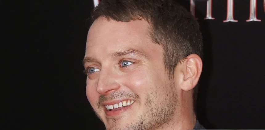 elijah wood teeth in 2015
