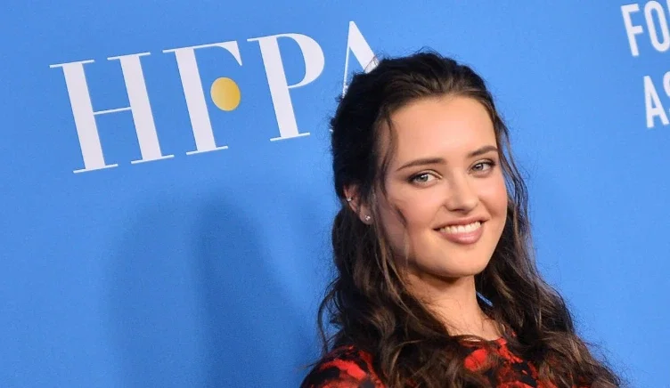 katherine langford hammastega 2015. aastal