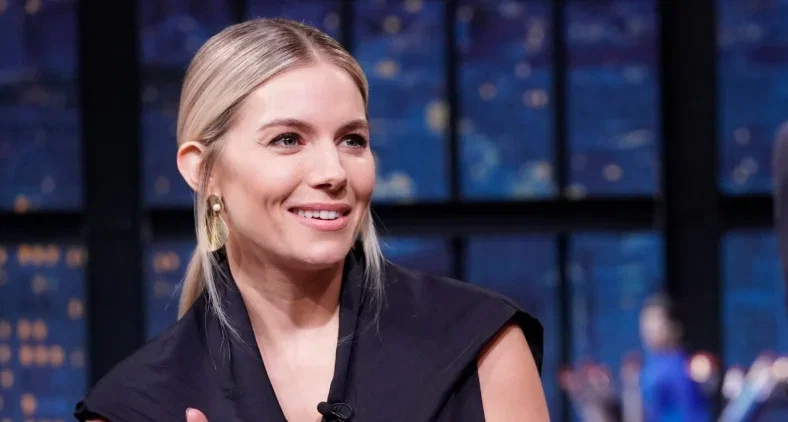 Le parcours de blanchiment dentaire de Sienna Miller : Avant et Après
