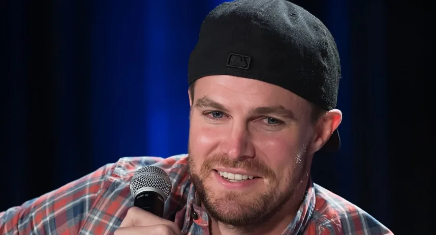 stephen amell hambad 2015
